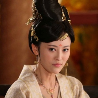 李裹儿